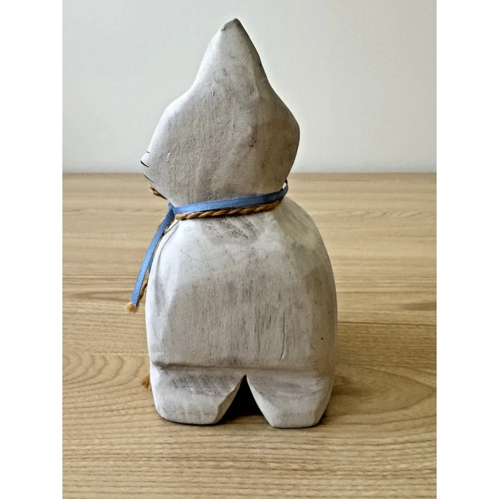 Vintage 1991 Signed Folk Art Hand Carved Wooden Cat Figurine Blue Green‎ Eyes